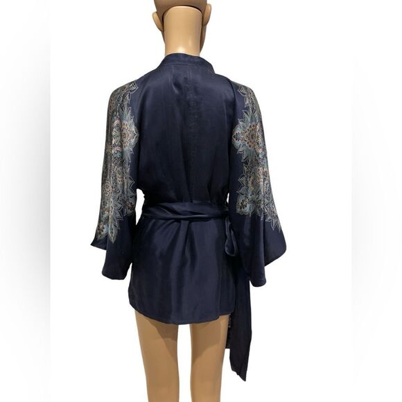 Robert Graham Red Gabriela Kimono Top size S - Picture 5 of 5